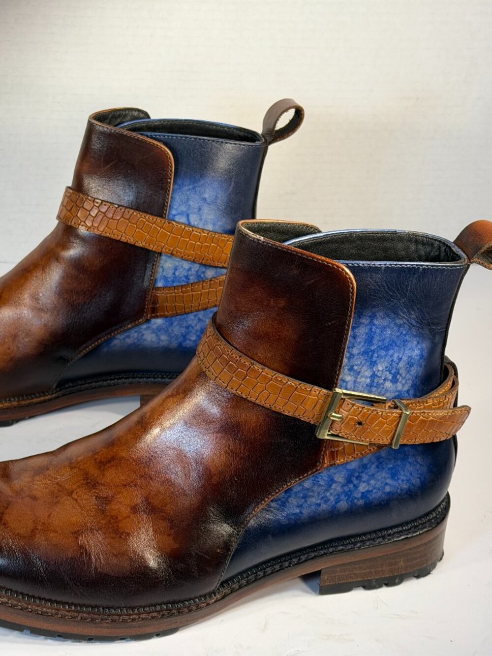 Men's size 9.5-10 Brown and blue leather boots - Picture 9 of 16